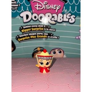 Flora Disney Doorable